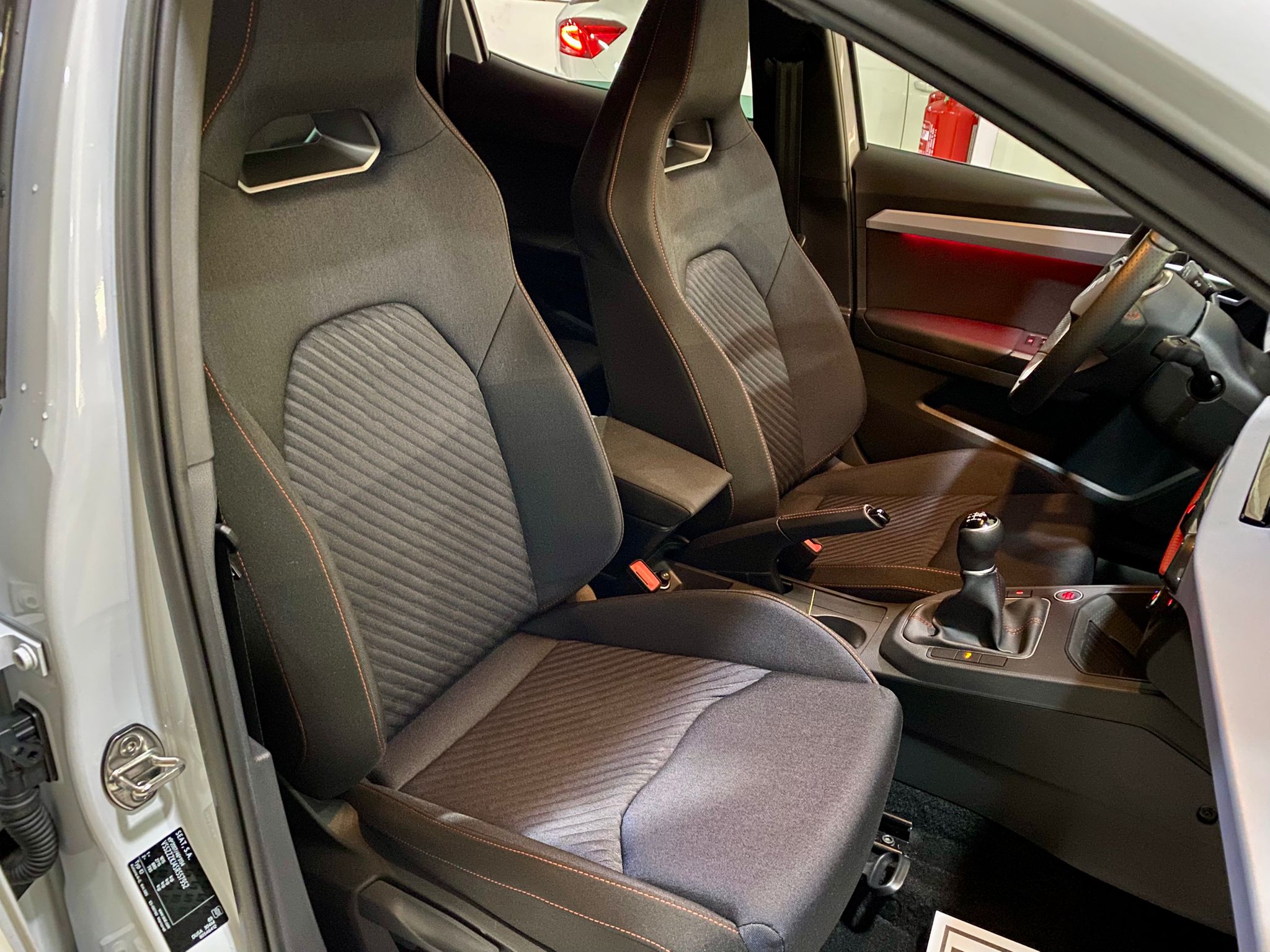 Seat Ibiza FR desde 250€ MES sin entrada