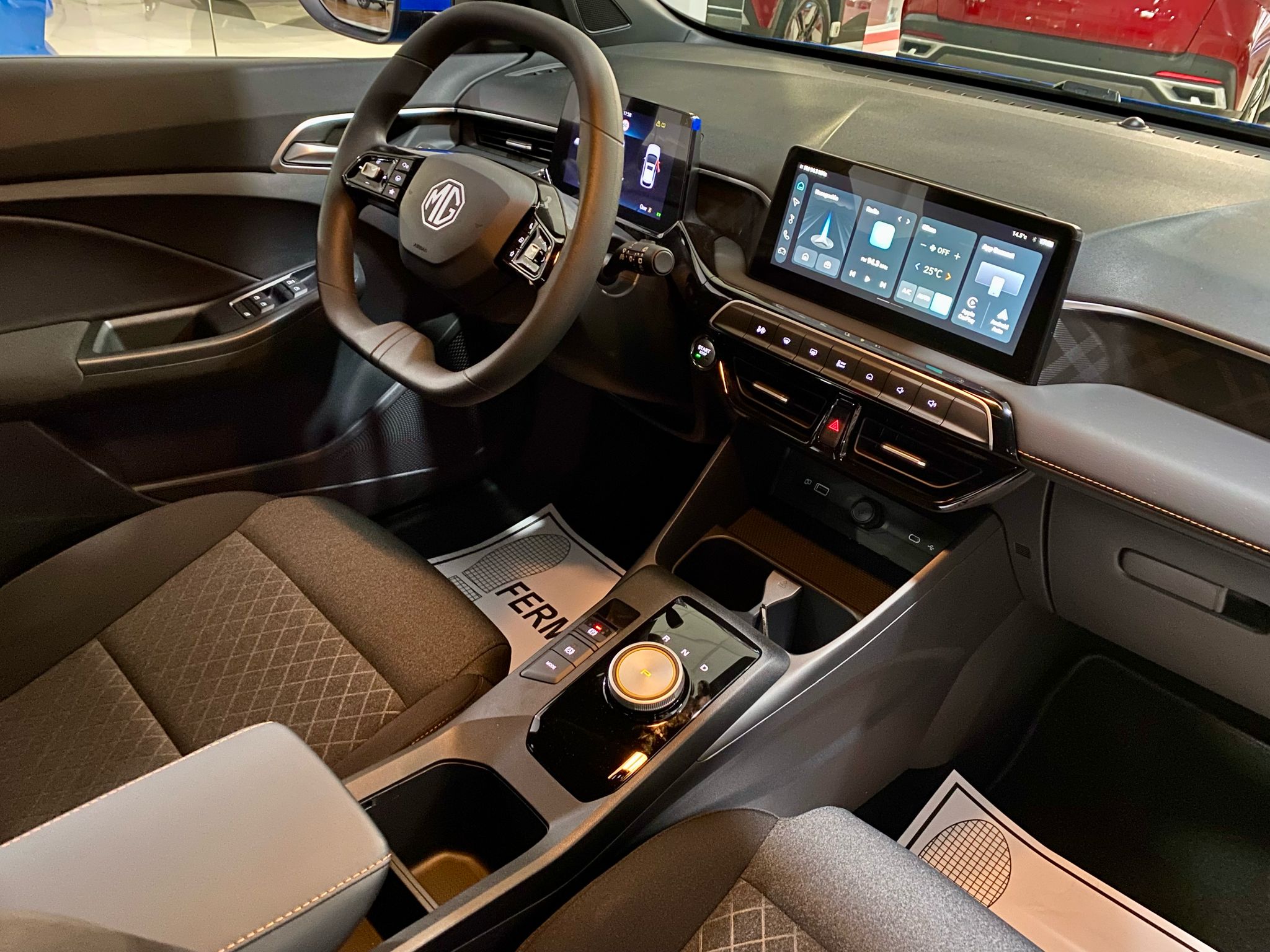 MG3 Luxury Hybrid194cv