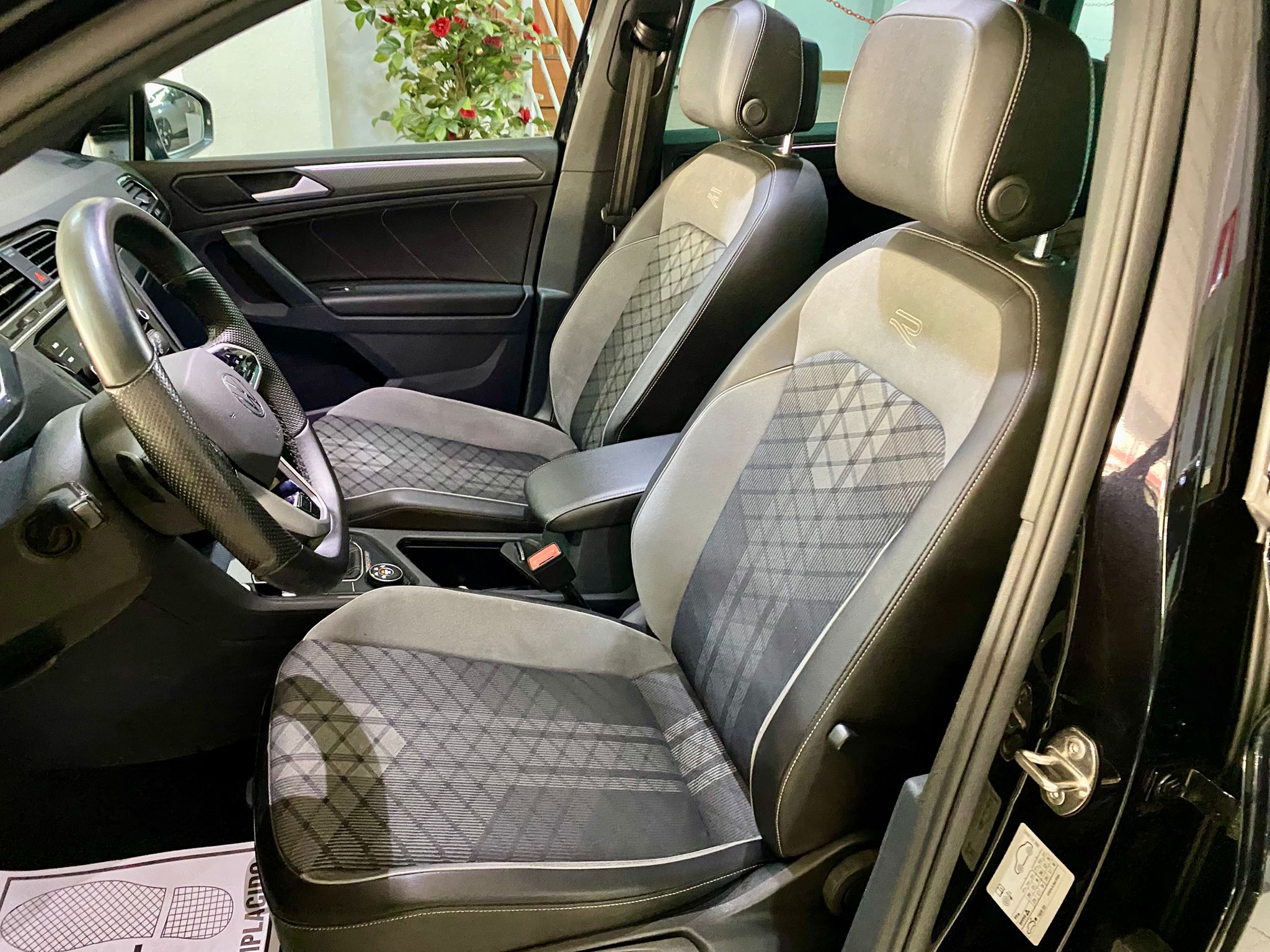 VW Tiguan R-Line DSG 4Motion -VENDIDO –