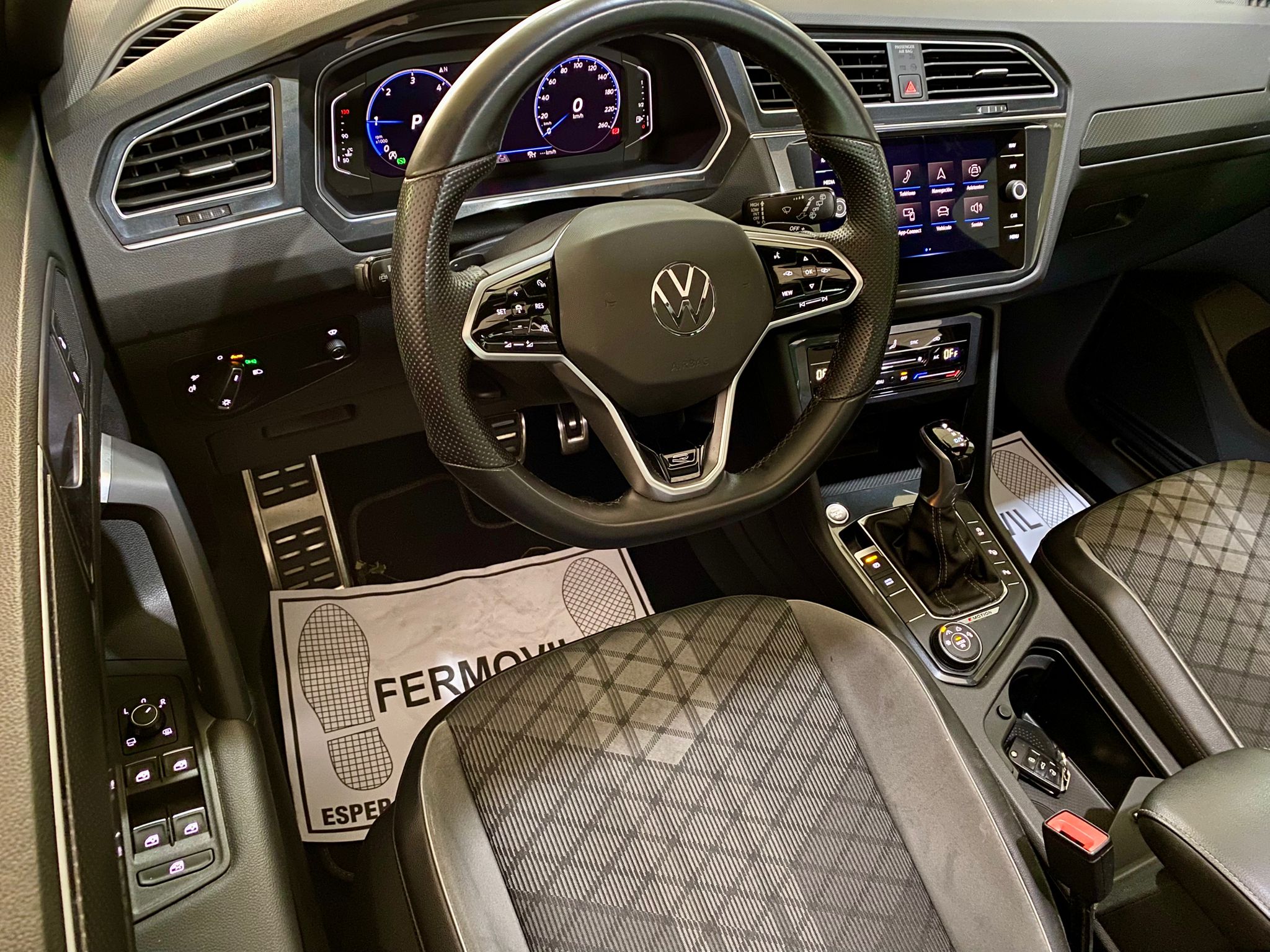 VW Tiguan R-Line DSG 4Motion -VENDIDO –