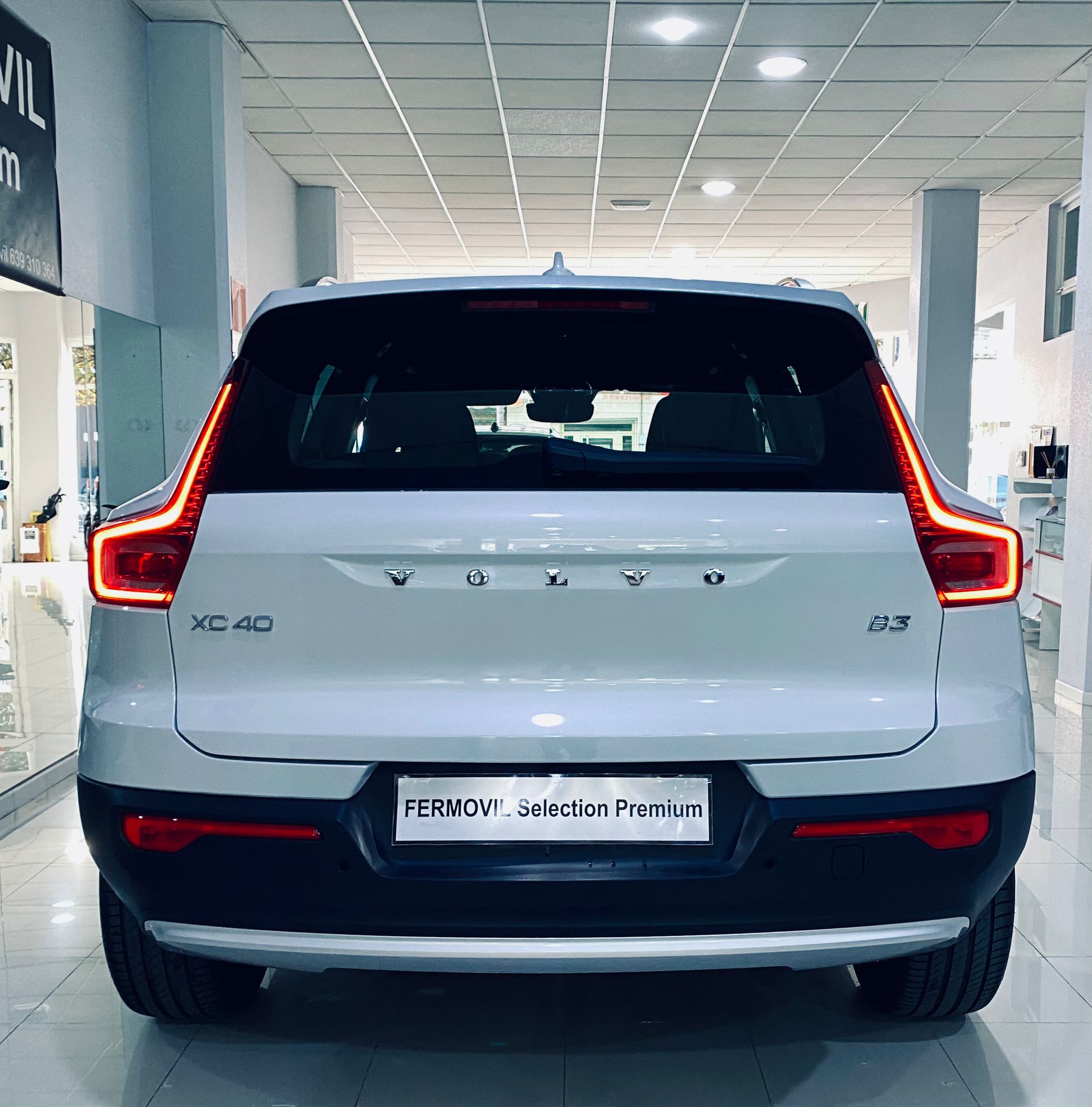 VOLVO XC40 163cv Automático ECO