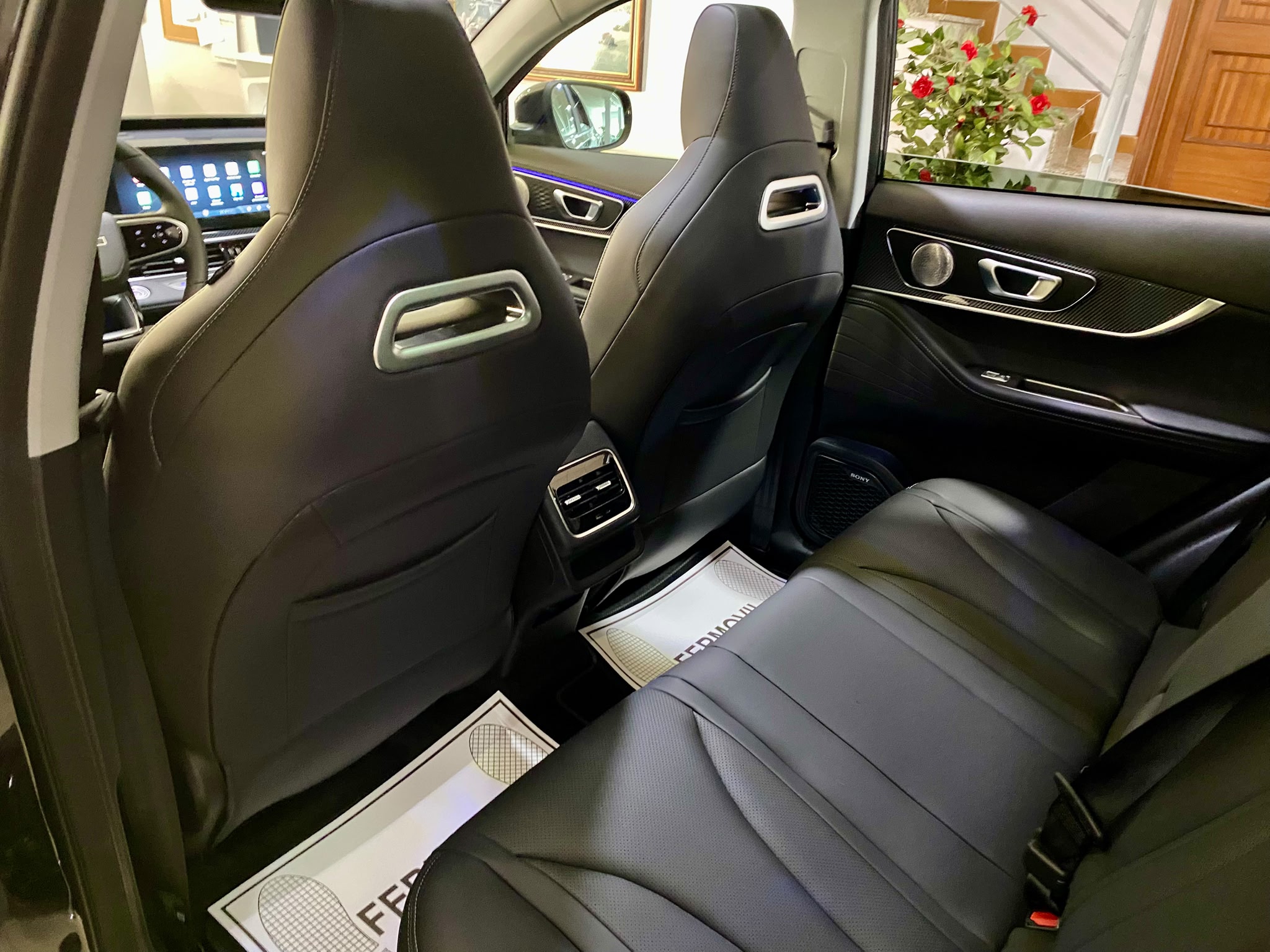 EBRO S700 HEV Luxury 224cv